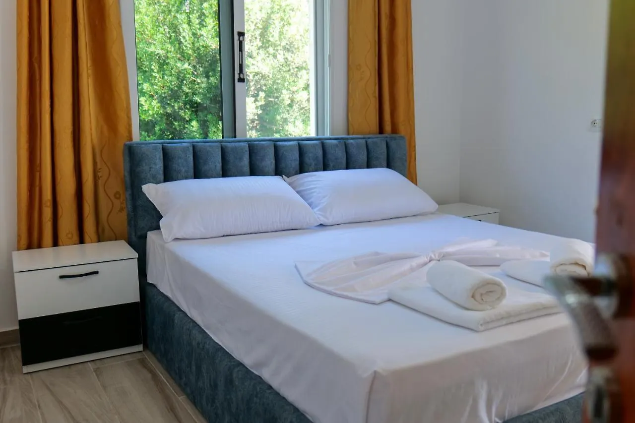 Mojsi Apartments Borsh Albania